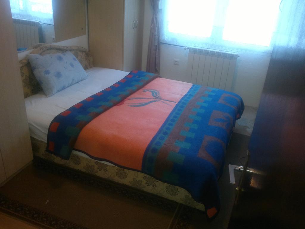 Guest House Kavedzic جابلياك الغرفة الصورة